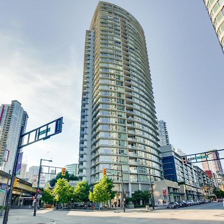 Heart Of Downtown 1 Bd Entire Condo - Pool, Gym, Parking, Office, Ac Vancouver Esterno foto