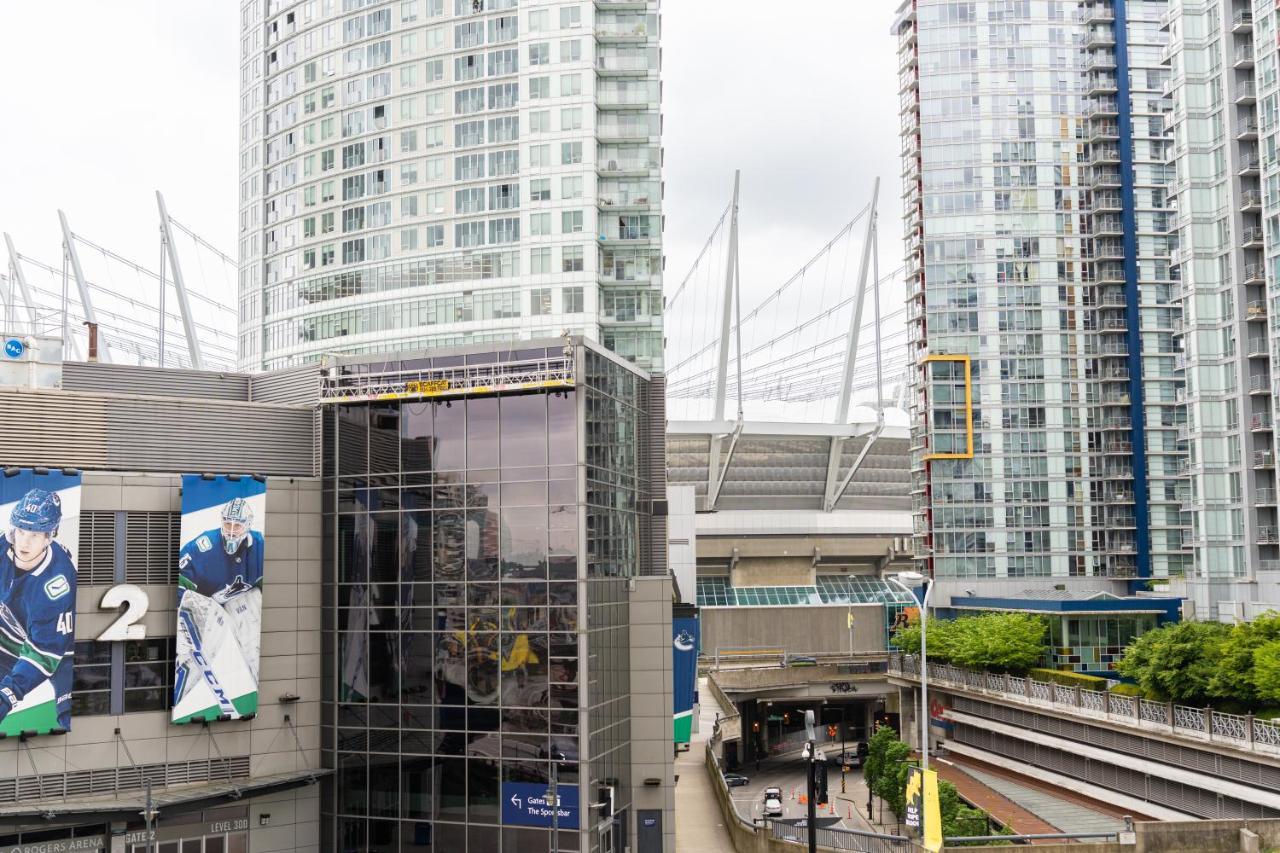 Heart Of Downtown 1 Bd Entire Condo - Pool, Gym, Parking, Office, Ac Vancouver Esterno foto